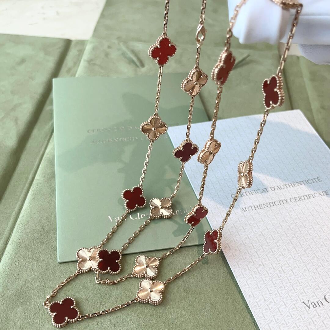 [Rose Tomorrow]CLOVER 20 MOTIFS LASER CARNELIAN NECKLACE