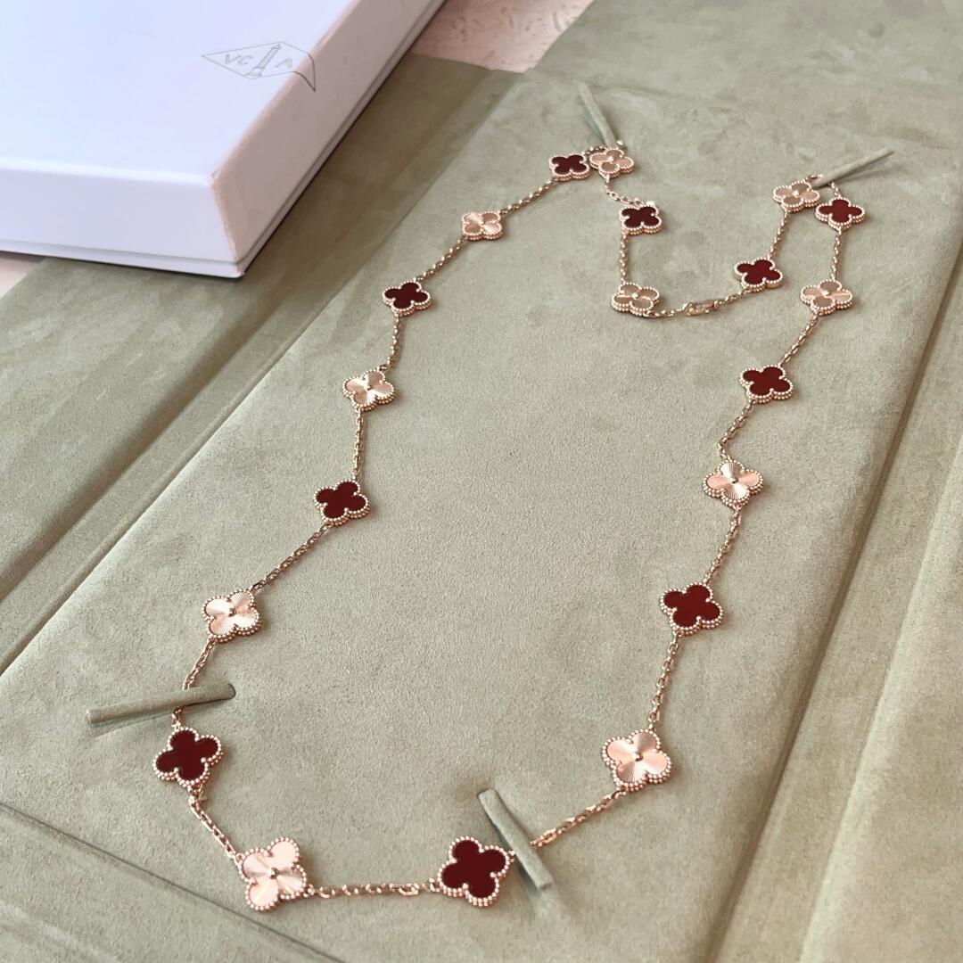 [Rose Tomorrow]CLOVER 20 MOTIFS LASER CARNELIAN NECKLACE