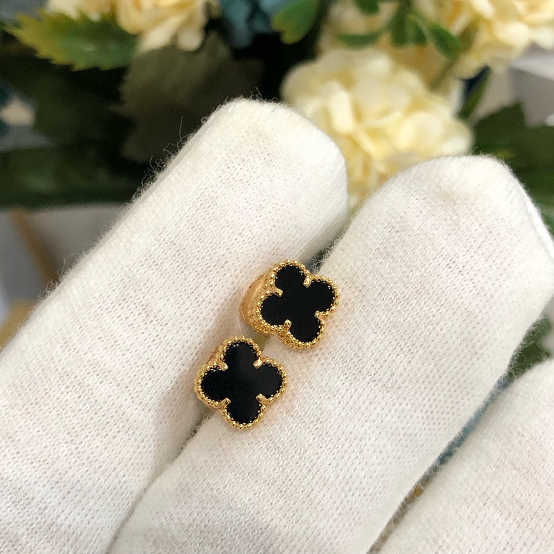 [💎ROSE💎]CLOVER MINI GOLD EARRINGS