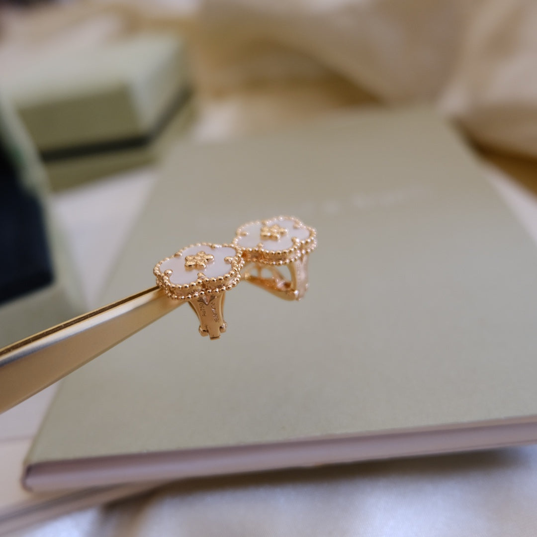 [💎ROSE💎]LUCKY PINK GOLD WHITE MOP EARRINGS