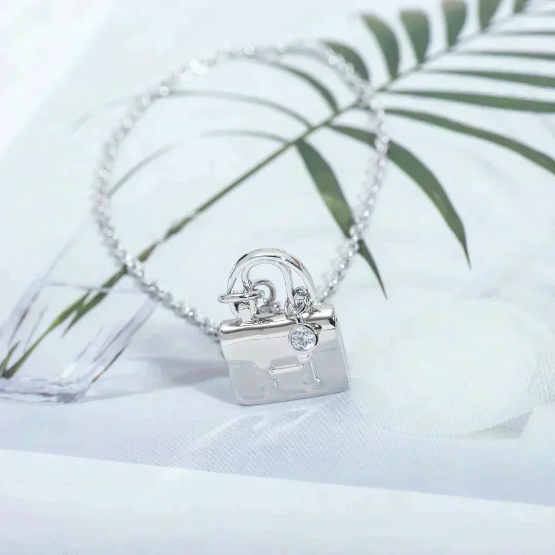 [Rose Tomorrow]AMULETTE PEDANT SILVER NECKLACE