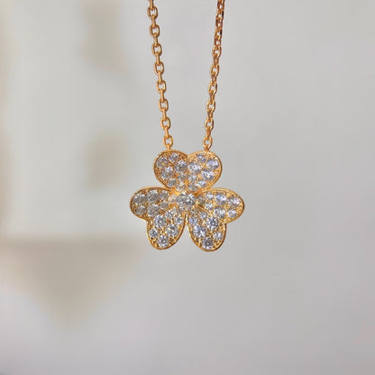 [💎ROSE💎]FLOWER DIAMOND NECKLACE