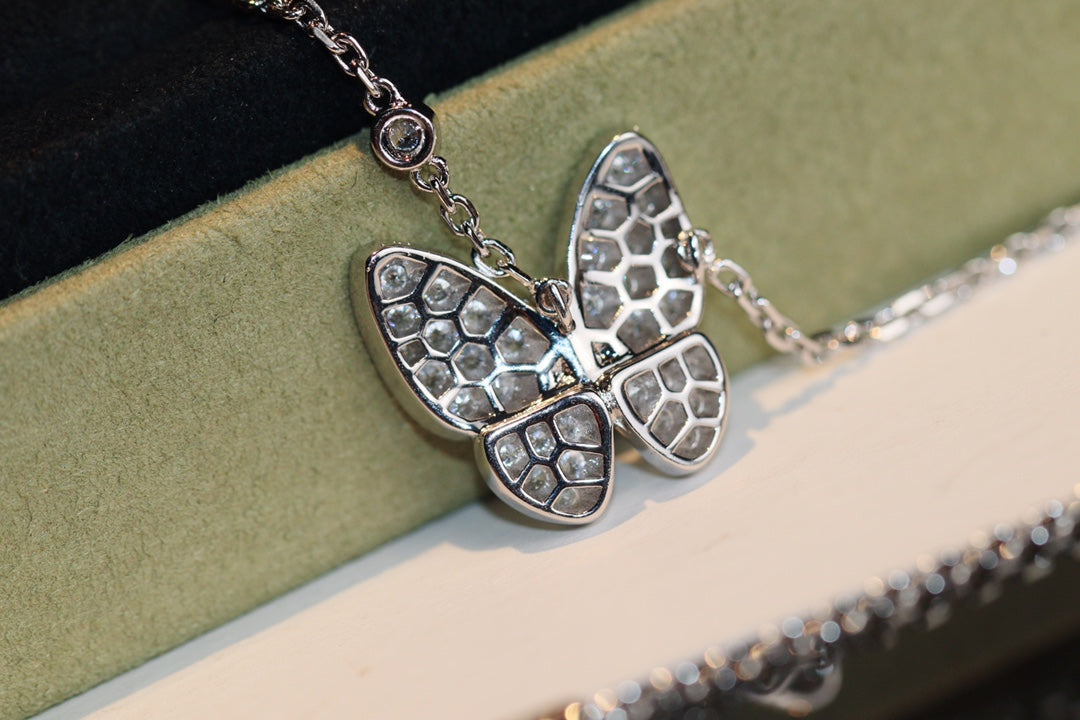 [💎ROSE💎]BUTTERFLY DIAMOND NECKLACE