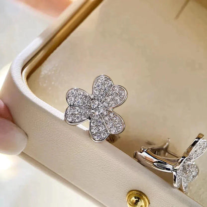 [💎ROSE💎]CLOVER COMOS DIAMOND EARRINGS SILVER