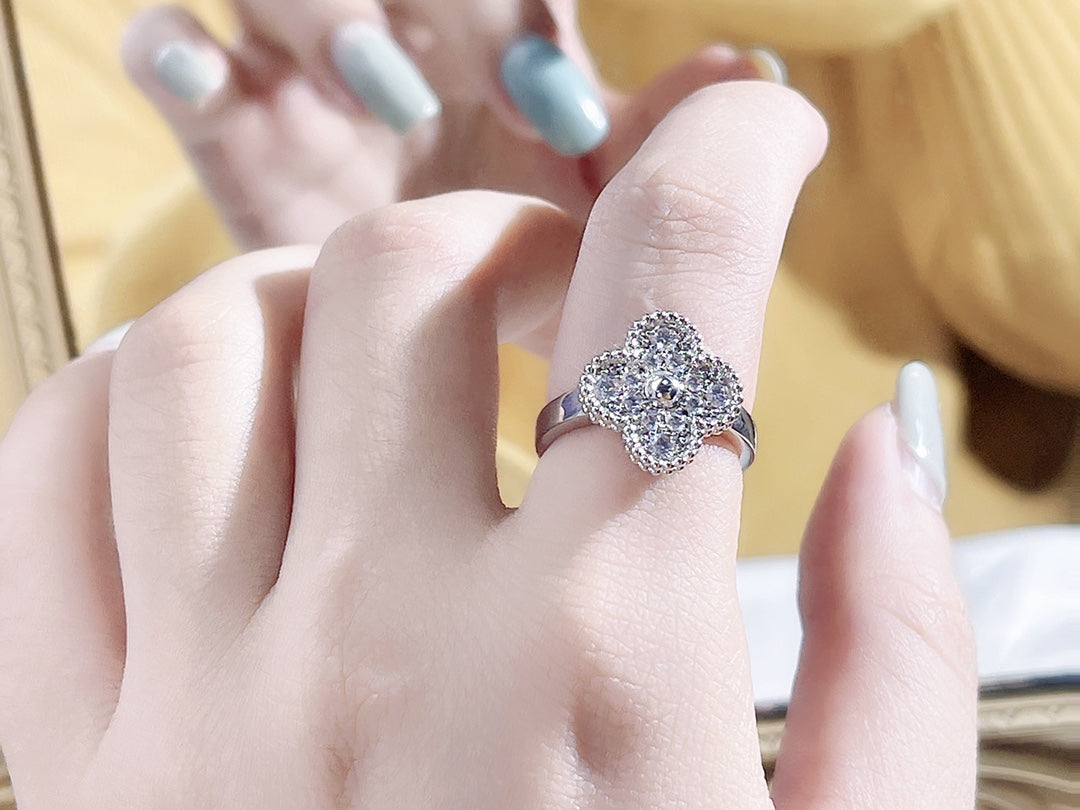 [💎ROSE💎]CLOVER DIAMOND RING