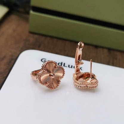 [💎ROSE💎]CLOVER MEDIUM STUD EARRINGS