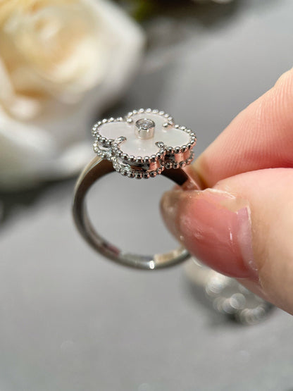 [💎ROSE💎]CLOVER SILVER MOP DIAMOND RING