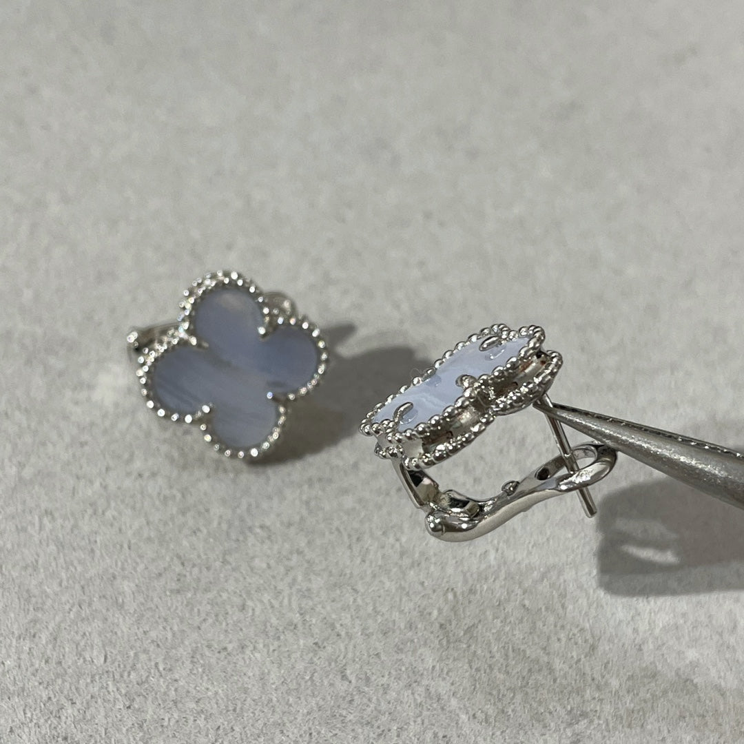 [💎ROSE💎]CLOVER CHALCEDONY SILVER STUD EARRINGS