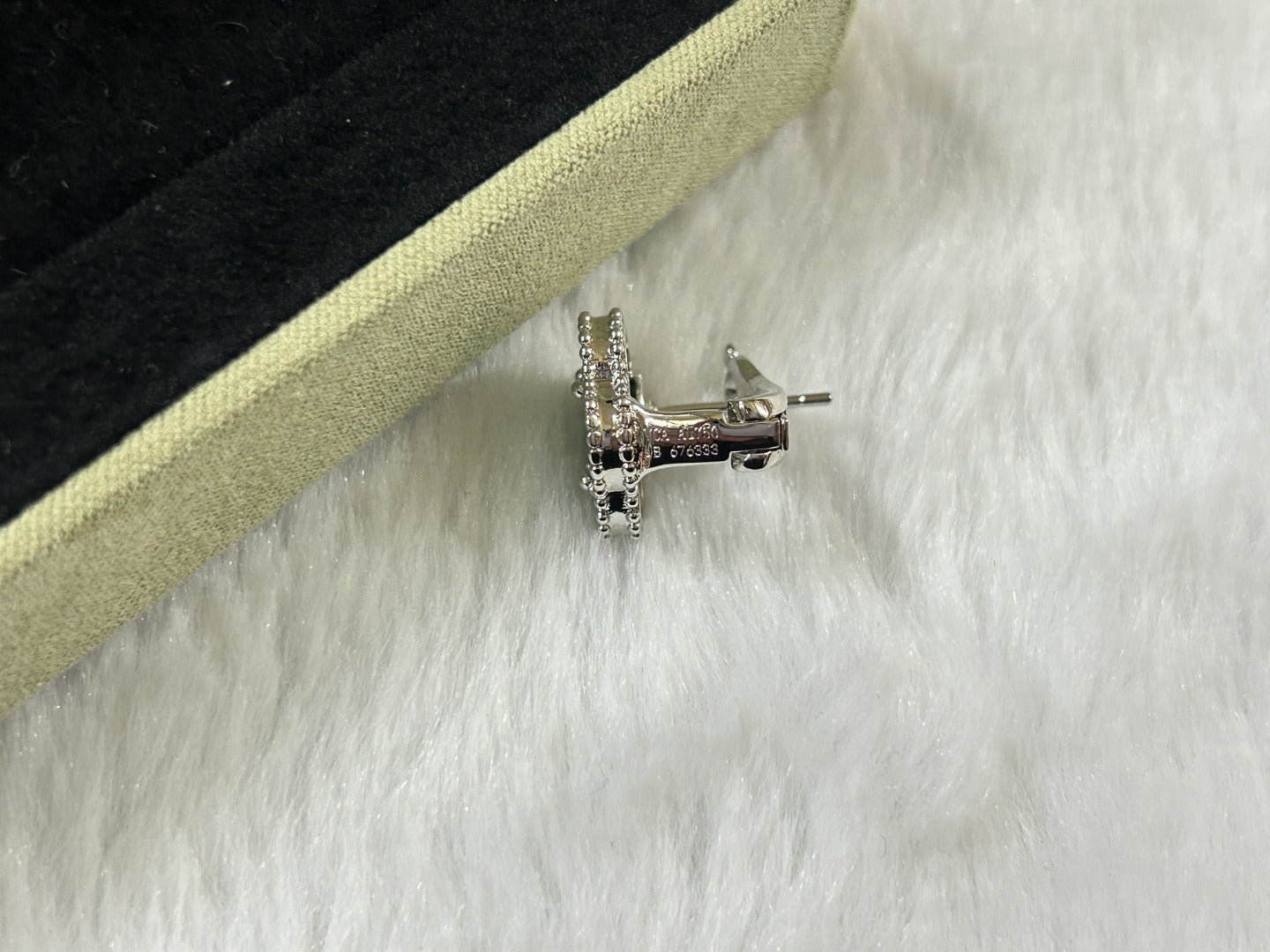 [💎ROSE💎]CLOVER PIETERSITE MEDIUM STUD EARRINGS