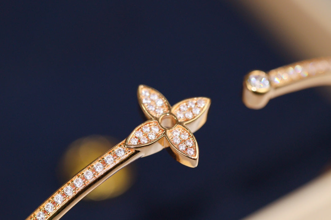 [Rose Tomorrow]IDYLLE PINK GOLD OPEN BRACELET DIAMOND PAVED