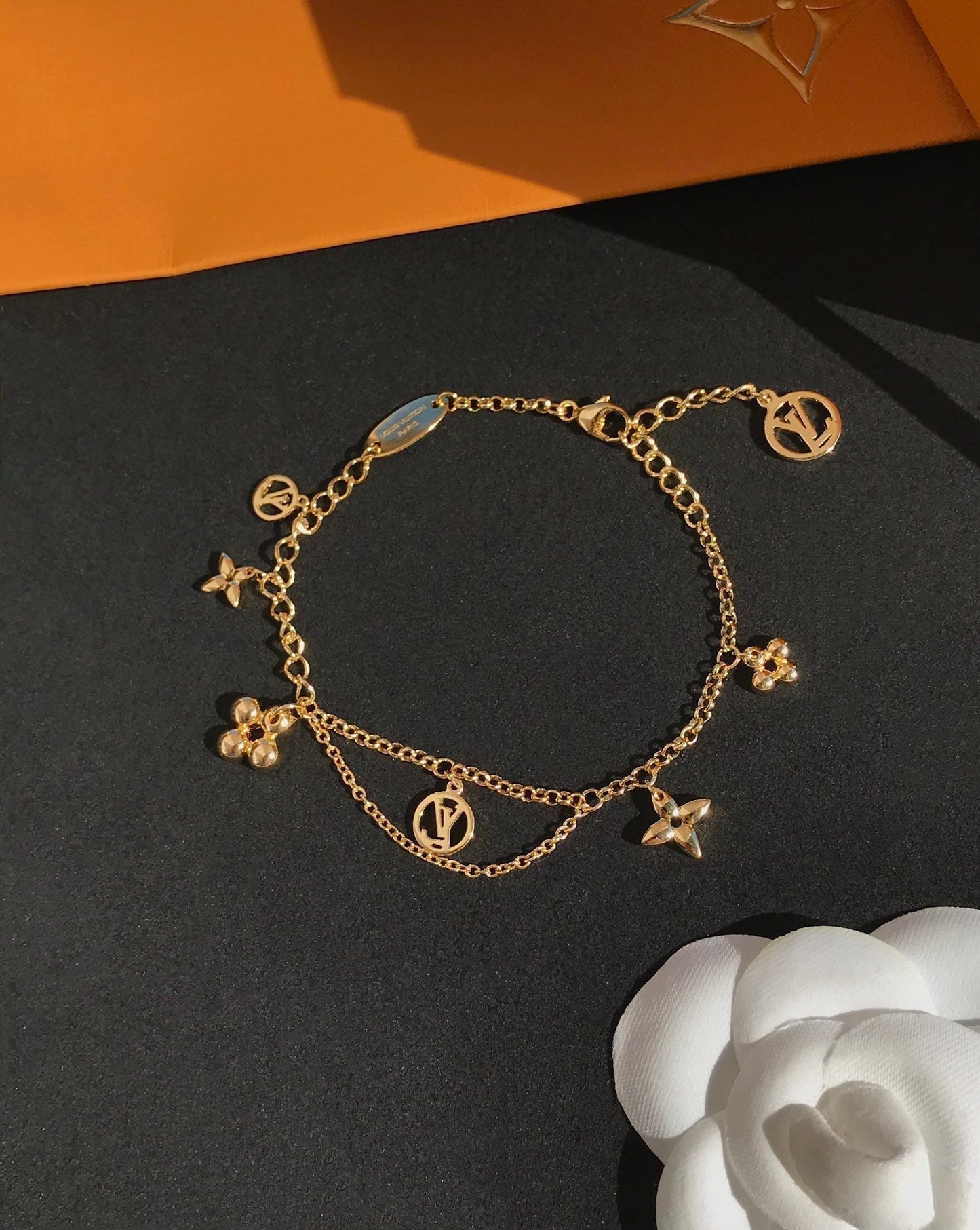 [Rose Tomorrow]BLOOMING PINK GOLD MOP BRACELET