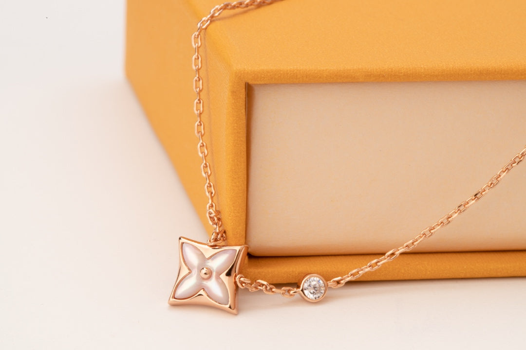 [Rose Tomorrow]STAR PINK MOP 1 DIAMOND PINK GOLD NECKLACE