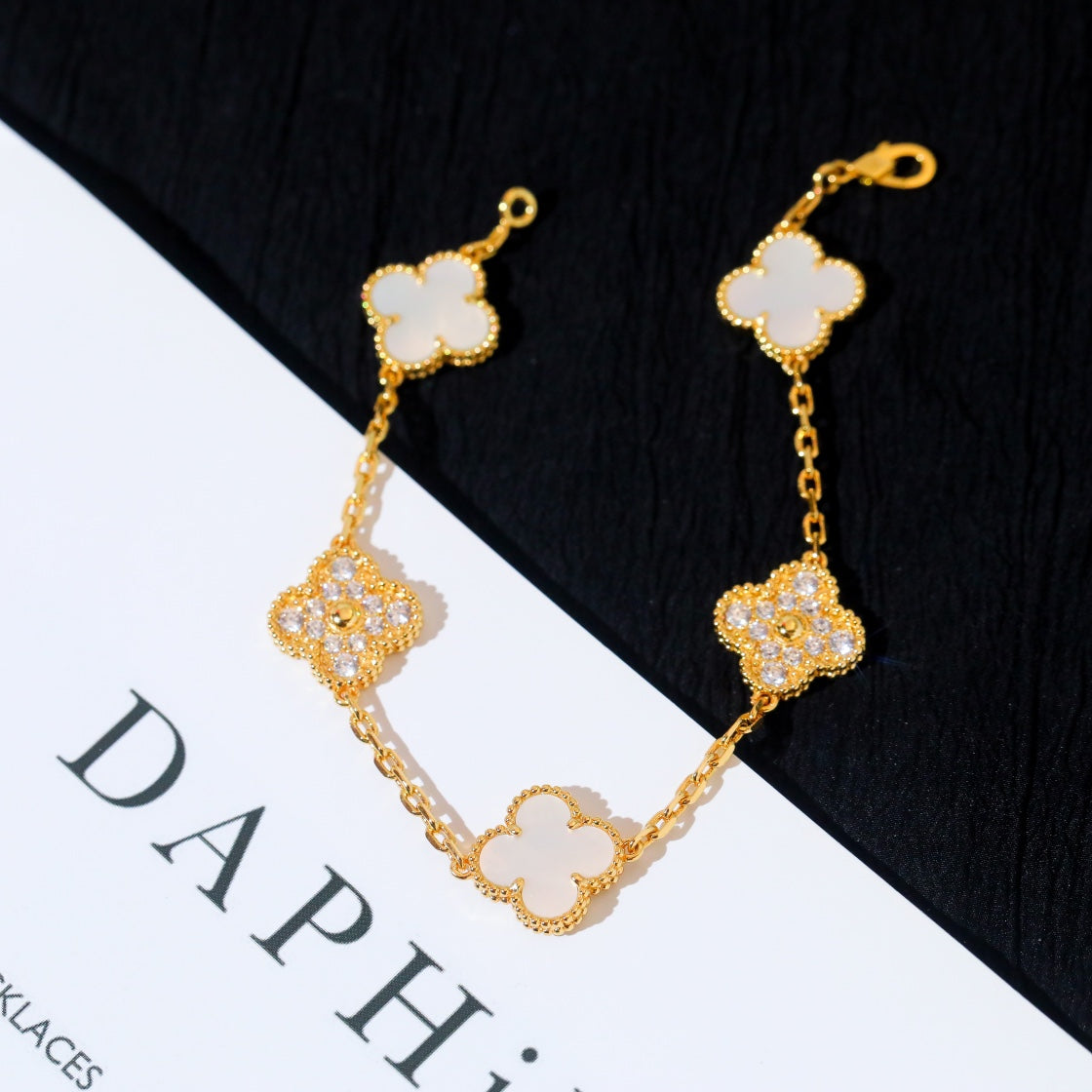 [Rose Jewelrys]CLOVER BRACELET 5 MOTIF WHITE MOP DIAMOND
