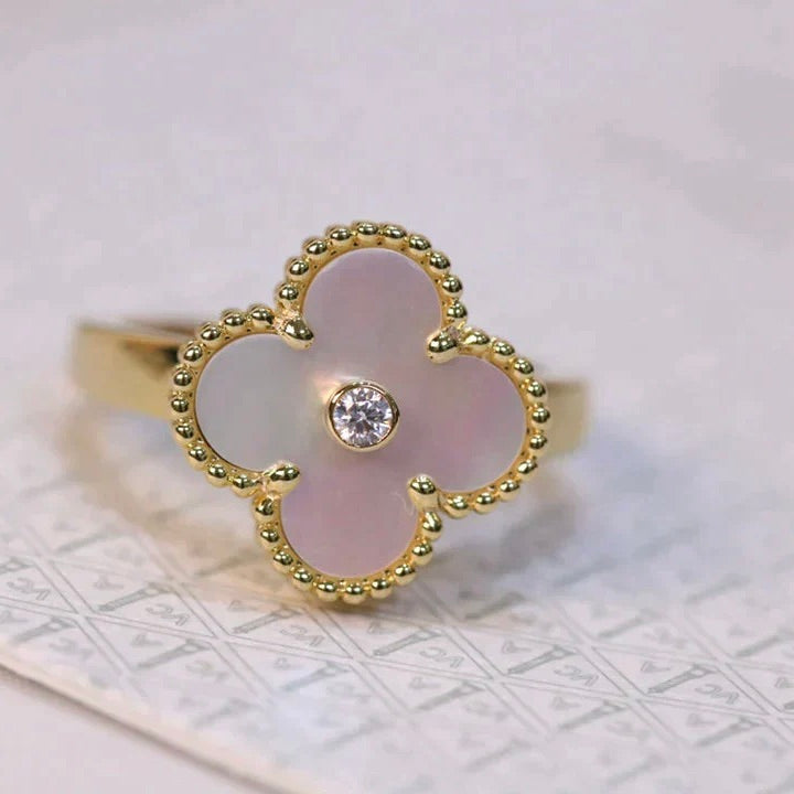 [💎ROSE💎]CLOVER PINK MOP RING GOLD DIAMOND