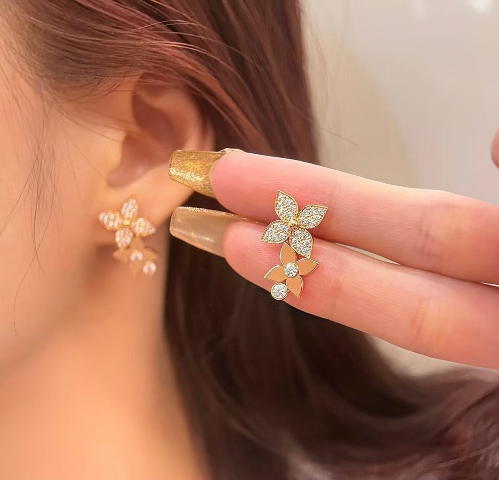[Rose]TWO STAR BLOSSOM STUD EARRINGS PINK GOLD DIAMONDS