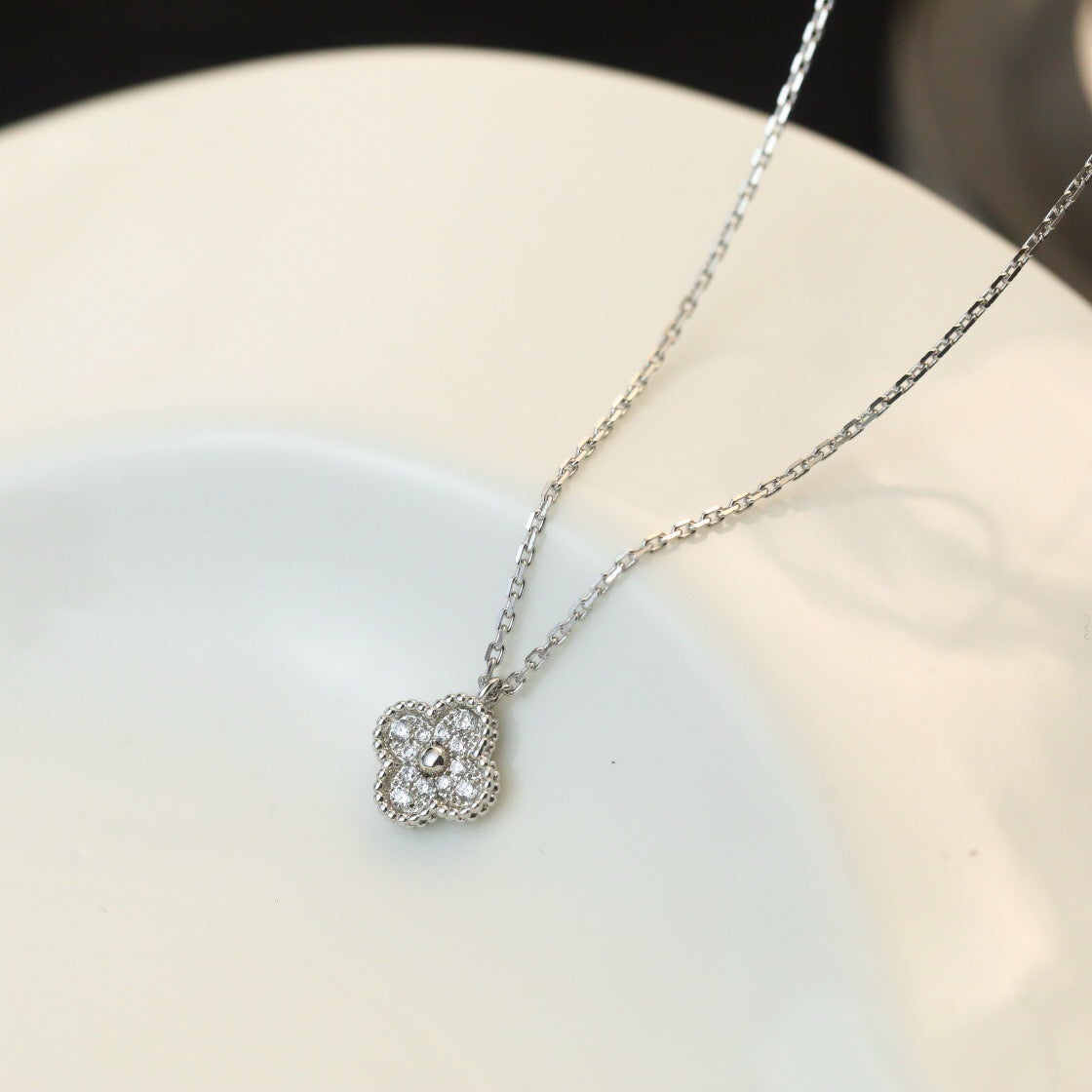 [Rose Tomorrow]CLOVER MINI 9.5MM PENDANT DIAMOND NECKLACE