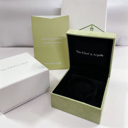 [Rose Tomorrow]VA CLOVER BRACELET NECKLACE RING BOX GIFT BAG