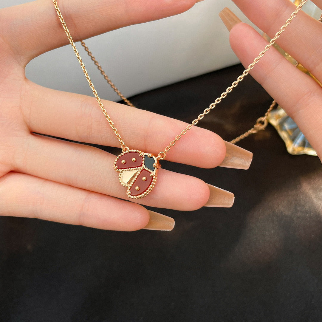 [💎ROSE💎]LUCKY  CARNELIANS LADYBUG NECKLACE