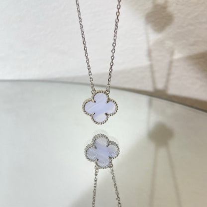 [💎ROSE💎]CLOVER 15MM BLUE CHALCEDONY NECKLACE SILVER