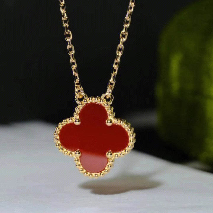 [💎ROSE💎]CLOVER 15MM CARNELIAN SINGLE FLOWER NECKLACE