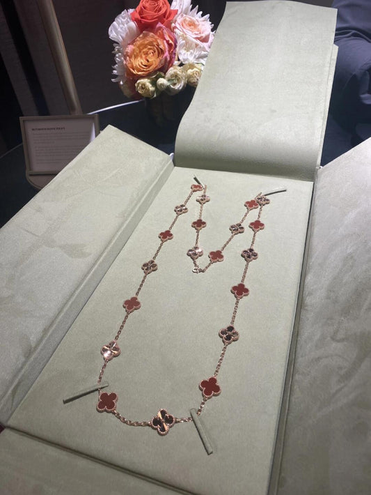 [💎ROSE💎]CLOVER 20 FLOWER RED GEMSTONE LASER GOLD NECKLACE.