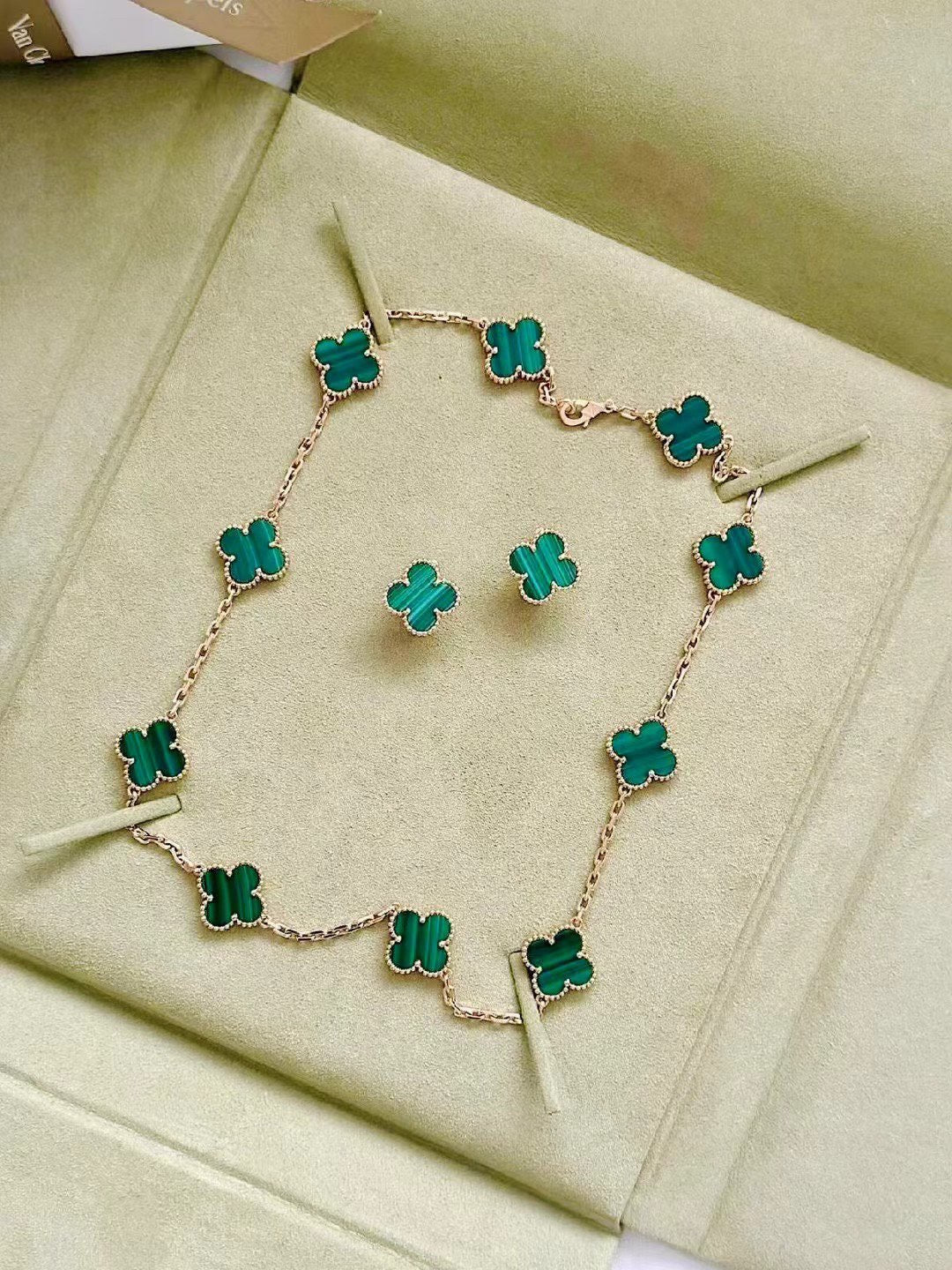 [Rose Tomorrow]CLOVER 10 MOTIFS MALACHITE NECKLACE