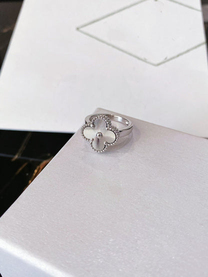 [💎ROSE💎]CLOVER SILVER RING