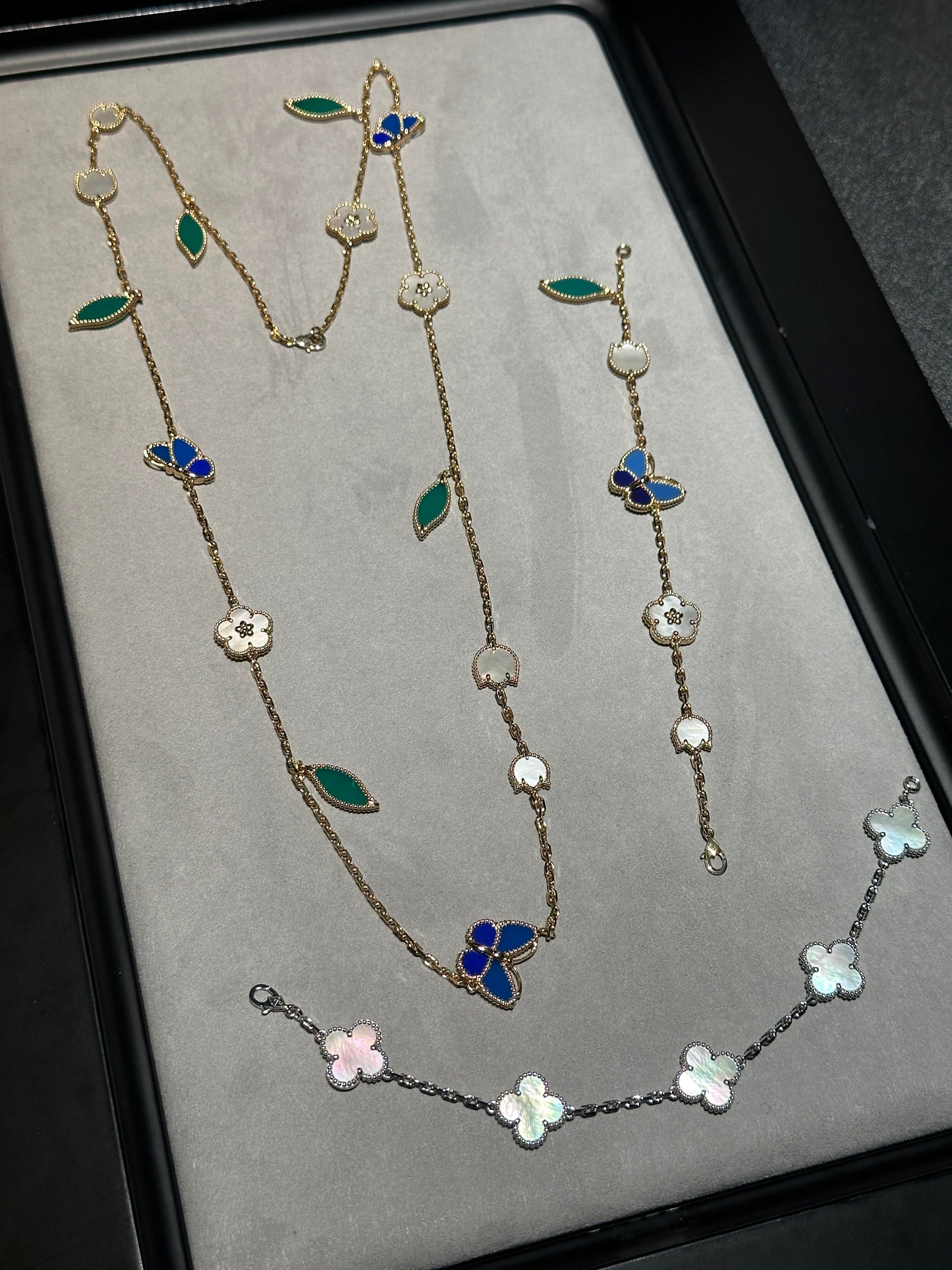 [Rose Tomorrow】26 NEW CLOVER 15 MOTIFS LUCKY NECKLACE