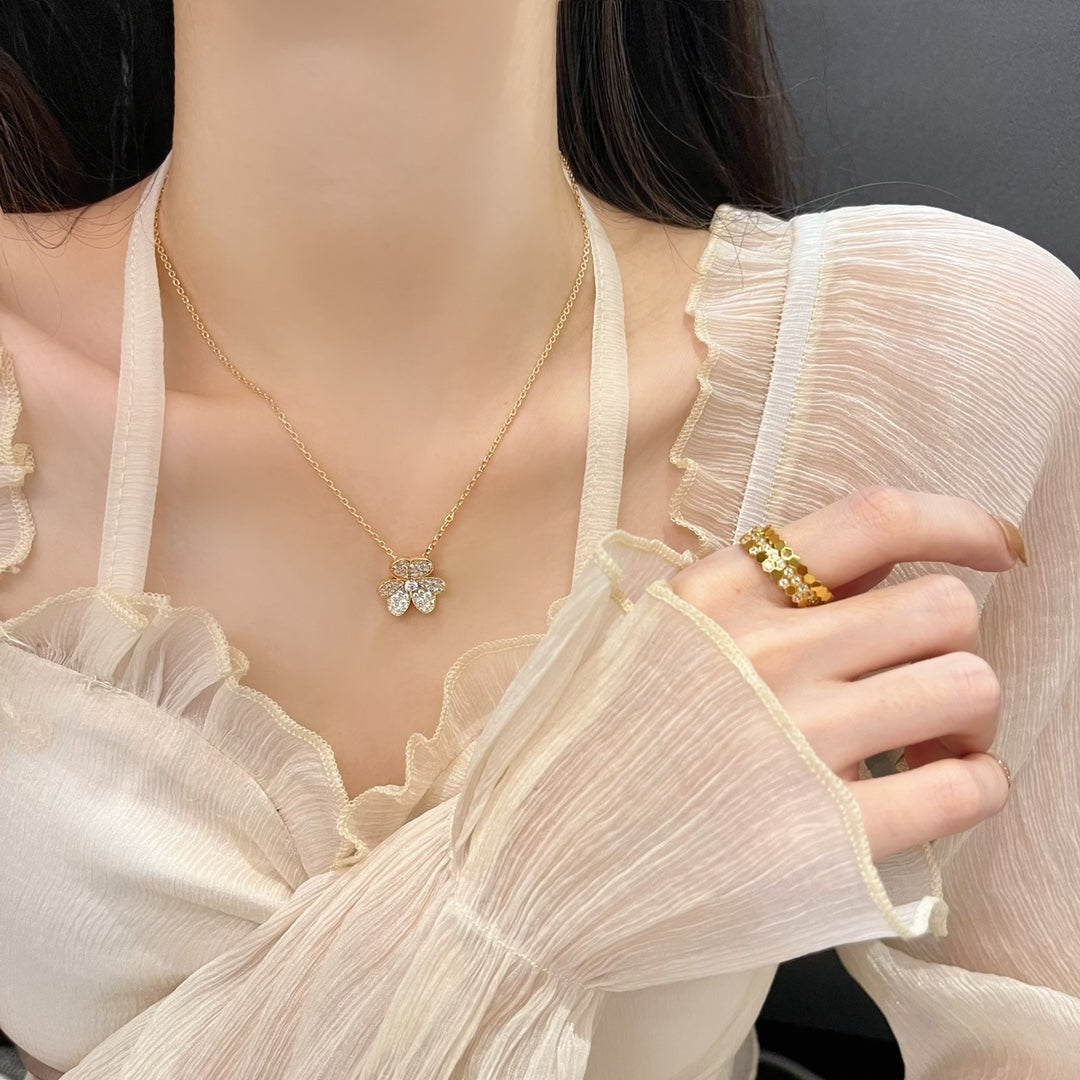 [💎ROSE💎]FLOWER DIAMOND NECKLACE