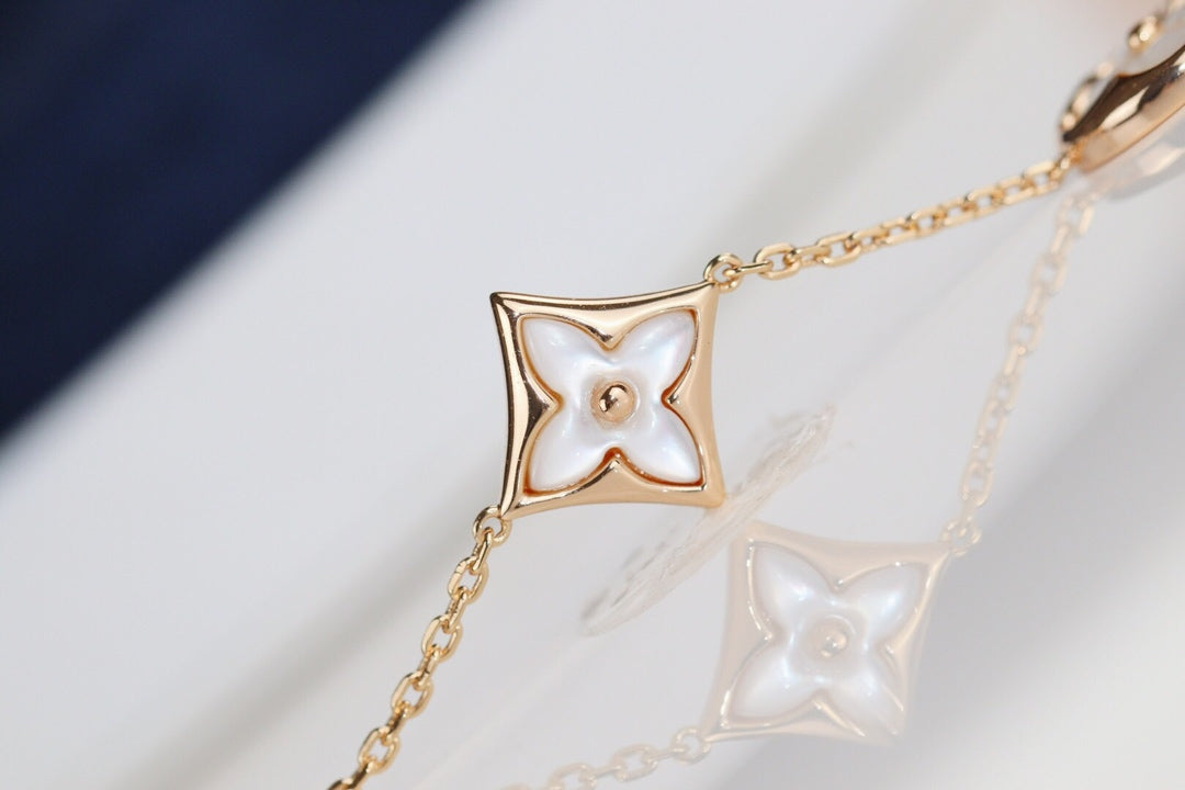 [Rose Tomorrow]LEAF CLOVER BRACELET