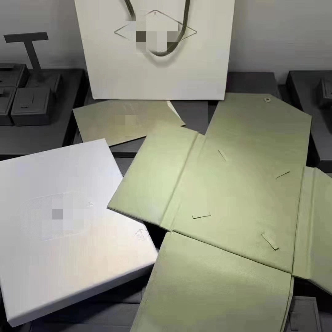 [Rose Tomorrow]VA CLOVER BRACELET NECKLACE RING BOX GIFT BAG