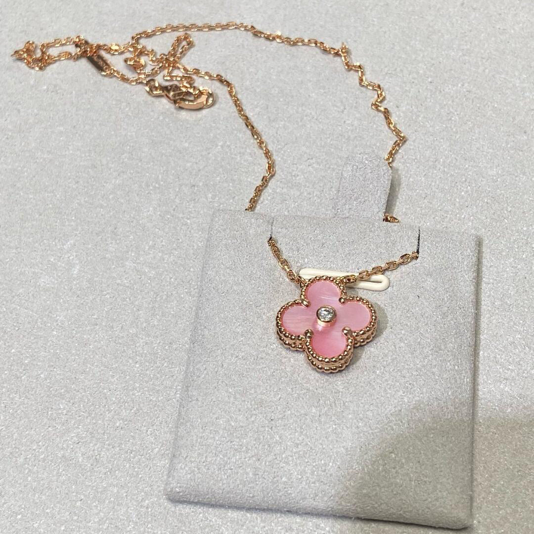 [Rose Tomorrow]CLOVER 15MM DIAMOND PINK MOP NECKLACE