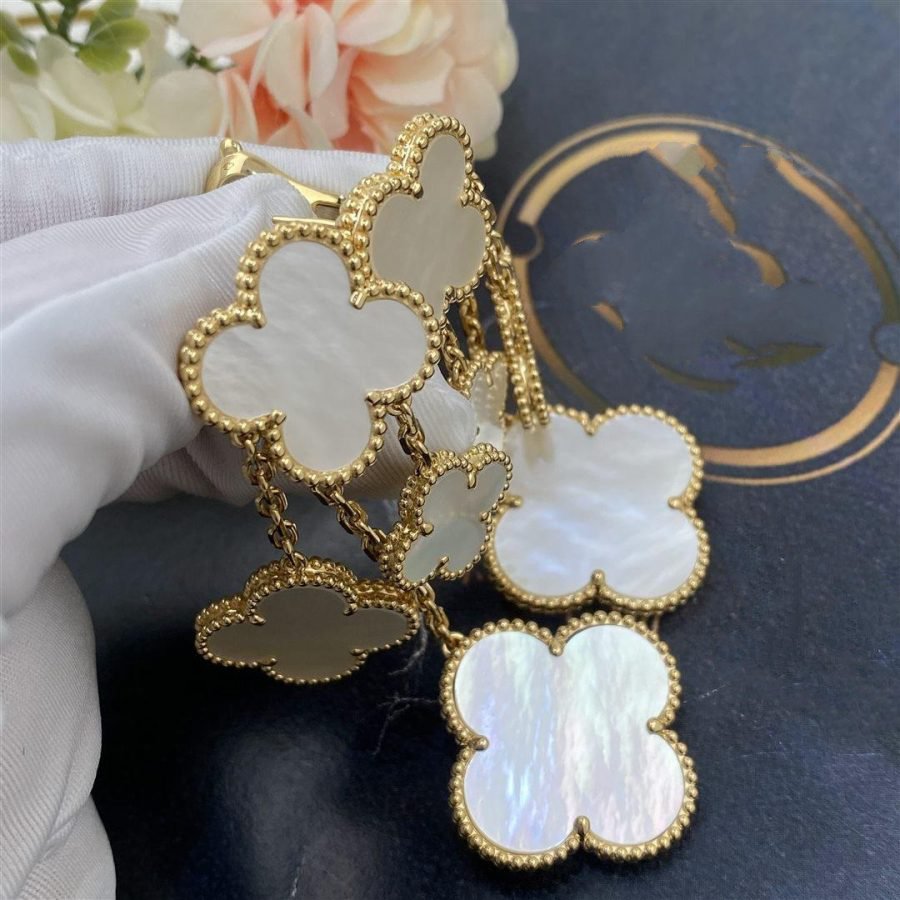 [💎ROSE💎]CLOVER EARRINGS WHITE MOP 4 MOTIFS GOLD