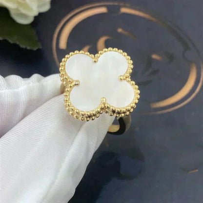 [💎ROSE💎]CLOVER WHITE MOP RING