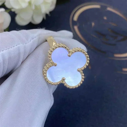 [💎ROSE💎]CLOVER WHITE MOP RING