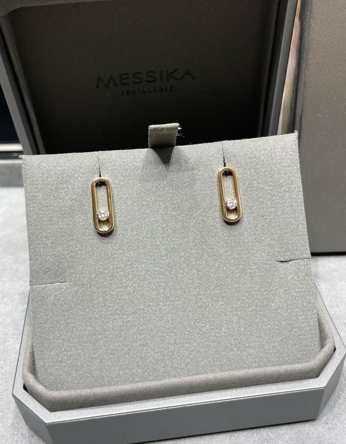 [✨Rose💎]MOVE UNO SMALL 1 DIAMOND EARRINGS